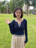 小野七天撞色假兩件設計感V領長袖T恤女春秋修身短款打底小衫純欲上衣 假兩件長t【寶藍M】 曬單實拍圖
