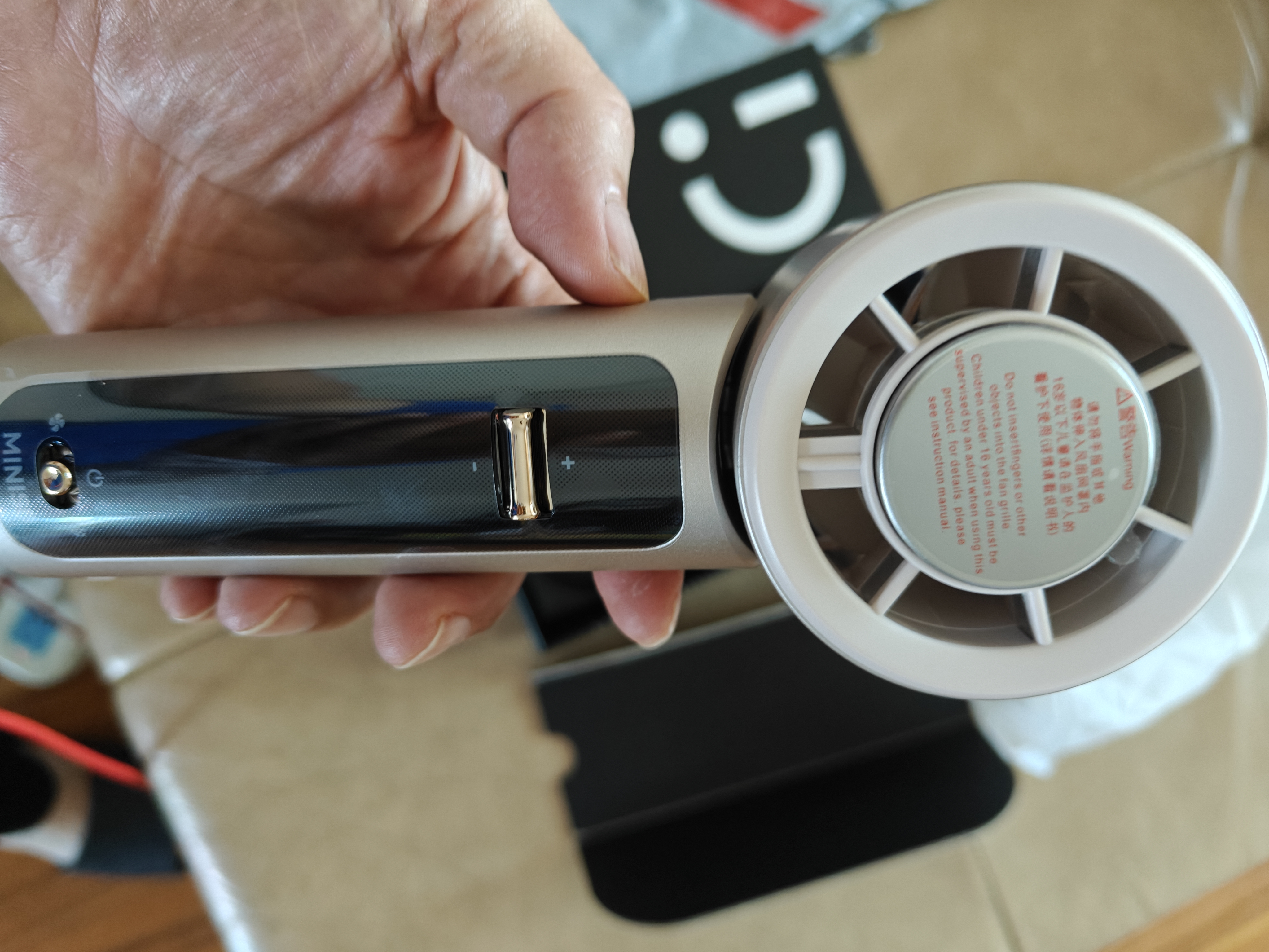 名創優品（MINISO）風扇手持小電風扇2026新款超長續航充電寶3C認證可上飛機10000毫安制冷折疊隨身迷你空調冰敷靜音1 曬單實拍圖