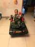祁裕兒童電動(dòng)車坦克款兒童電動(dòng)車可坐人電動(dòng)玩具車四輪雙驅(qū)充電遙控車 軍綠遙控器早教燈帶大電池 曬單實(shí)拍圖