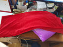 易陶得（yitaode）加厚金絲絨布絲絨面料 婚慶背景桌裙幕布會(huì )議桌布防火阻燃1.6米寬 紅色 曬單實(shí)拍圖