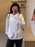 名創(chuàng)優(yōu)品（MINISO）純棉打底衫女秋季新款百搭長袖寬松休閑顯瘦文藝風(fēng)外穿氣質(zhì)t恤衫 白色(桃花萌兔左肩標(biāo)) L 165 (顯瘦 遮肚子) 曬單實(shí)拍圖