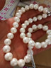 千足珍珠 雅蕾圓亮白10-11mm大顆粒淡水珍珠項鏈送母親媽媽 白色 43cm 曬單實(shí)拍圖