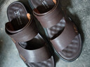 蜻蜓牌夏季男士涼鞋真皮軟底防滑沙灘鞋2025新款休閑潮流外穿兩用涼拖鞋 深棕色 44 曬單實(shí)拍圖