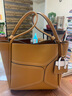 MK水桶包包女2025新款時(shí)尚女包百搭大容量通勤質(zhì)感真牛皮單肩手提包 餅干色 曬單實(shí)拍圖