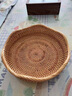 爾山集 手工藤編水果籃客廳果籃竹編面包籃北歐ins風(fēng)藤編藍子收納筐 草編果盤(pán) 波浪形小號23*7cm 曬單實(shí)拍圖