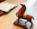 麟趾呈祥彩色全銅大漆工藝唐馬擺件玄關(guān)辦公室將軍馬馬到成功喬遷開(kāi)業(yè)禮品 中號紅色大漆馬【金色馬鞍】30*15*32cm 曬單實(shí)拍圖
