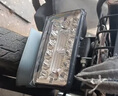 工馬電動(dòng)車(chē)摩托車(chē)超亮LED燈三輪車(chē)大燈改裝流氓射燈外置聚光12-80伏 2021款80珠遠近光+管夾(帶開(kāi)關(guān) 曬單實(shí)拍圖