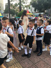 蓓然美六一兒童演出服套裝男女童幼兒園小學(xué)生背帶褲表演大合唱演出服 男童（襯衣+黑短褲+背帶） 120碼（身高115-125cm） 曬單實拍圖