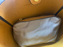 MK水桶包包女2025新款時(shí)尚女包百搭大容量通勤質(zhì)感真牛皮單肩手提包 餅干色 曬單實(shí)拍圖