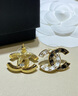 香奈兒（Chanel）耳環(huán) 時(shí)尚經(jīng)典雙C耳釘 女款 節(jié)節(jié)日送禮送女友媽媽節(jié)日送禮 黑白撞色ABC996-B16125-NW385 均碼 曬單實(shí)拍圖