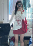 桂岐 甜辣妹涂鴉印花白色斜露肩長(zhǎng)袖罩衫t恤女夏季設(shè)計(jì)感小眾抽繩上衣 白色 S （建議95斤以?xún)?nèi)） 曬單實(shí)拍圖