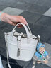 莫西里里新款mini菜籃子包女原創(chuàng  )設計小眾手提手拎水桶斜挎包 月光白 曬單實(shí)拍圖