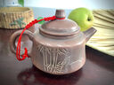 覓陶廣西特產(chǎn)欽州坭興陶純手工茶壺泡茶茶具套裝陳同悅線(xiàn)刻竹子石瓢壺 竹報(bào)平安 單壺 200ml 曬單實(shí)拍圖