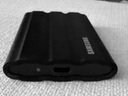三星（SAMSUNG）2TB Type-c接口 移動固態(tài)硬盤 T7 Shield 暗夜黑 NVMe讀速1050MB/s  手機直連筆記本外接 三防保護 曬單實拍圖