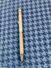 uni日本三菱自動(dòng)鉛筆M5-1012鉛芯可旋轉(zhuǎn)不斷芯金屬握手活動(dòng)鉛筆0.5mm小學(xué)生書寫防磨手自動(dòng)筆 白色0.5mmHB 曬單實(shí)拍圖