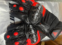 DAINESE/丹尼斯CARBON 4摩托車(chē)短款透氣運動(dòng)騎行手套防摔機車(chē)手套 628/黑-紅 M 曬單實(shí)拍圖