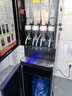 西堤島全自動(dòng)咖啡機(jī)商用速溶飲料機(jī)奶茶果汁一體機(jī)豆?jié){機(jī)冷熱飲機(jī)不堵粉便利店掃碼支付自助餐廳觸屏控制 (壓縮機(jī)制冷)4冷4熱-渦輪款 立式 曬單實(shí)拍圖