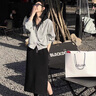 梓洛蘭ZiLuolan秋季穿搭女套裝2025新款時(shí)尚假兩件連帽衛衣顯瘦工裝全套 白色衛衣+灰色工裝褲 【兩件套】 XL 【建議120-140斤】 曬單實(shí)拍圖