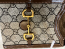GUCCI古馳 手機包斜挎包 馬銜扣1955 復(fù)古金扣 迷你號 棕色老花logo 棕色 625615-92TCG-8563 11.5cm*17cm*4cm 曬單實拍圖