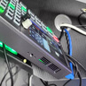 DeviceWell 中帝威HDS8101 四路導播臺4路HDMI高清視頻推流直播錄制切換臺一體機多機位虛擬演播室綠幕摳像 HDS8101導播臺（集5吋監(jiān)看屏，摳像） 曬單實拍圖