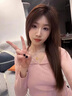 LPOXpolo領(lǐng)針織衫女秋冬加厚設(shè)計(jì)感純欲V領(lǐng)長袖打底衫女露鎖骨上衣 粉色 M [建議91-100斤] 曬單實(shí)拍圖