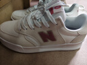 春秋新百倫酷跑新百倫板鞋小白鞋300板鞋NB男女鞋 2025春秋輕便舒適軟底學(xué)生新款 淺灰紅 真皮主推款300情侶款 37 曬單實(shí)拍圖