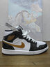 耐克（NIKE）Air Jordan 1 Mid AJ1男子新款中幫黑金復古減震運動(dòng)鞋 852542-007 40.5 曬單實(shí)拍圖