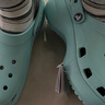 卡駱馳（crocs）洞洞鞋女鞋  秋夏季新款時(shí)尚休閑厚底涉水沙灘鞋涼拖鞋 經(jīng)典泡芙系列/骨白色/偏大一碼 39 W8/25cm/38-39 曬單實(shí)拍圖