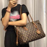 柏歐雅輕奢品牌包包女2024新款大容量復(fù)古質(zhì)感手提包單肩真皮托特包大包 咖啡色 曬單實(shí)拍圖