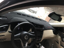 適用于日產(chǎn)勁客新陽(yáng)光奇駿天籟驪威軒逸騏達樓蘭藍鳥(niǎo)途達汽車(chē)中控儀表臺避光墊遮陽(yáng)檔防曬隔熱墊防塵防滑墊 14-19款日產(chǎn)新奇駿-黑邊帶標儀表臺避光墊 改裝專(zhuān)用中控臺反光墊防護墊汽車(chē)用品內飾配件功能小件 曬單實(shí)拍圖