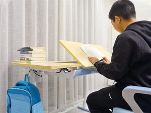 乐歌儿童学习桌怎么样，谨防忽悠，拨开表象看内幕