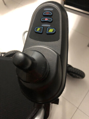 英洛华电动轮椅W5521看看不吃亏！深入分析