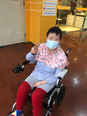英洛华电动轮椅W5521怎么样?三个月使用彻底后悔了?感受反馈