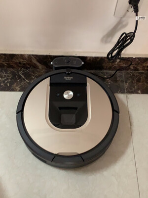 对比了解下iRobot i7+和iRobot Roomba961哪个好什么区别?是真的好用吗?