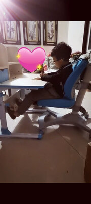 坐得正儿童学习桌怎么样，小心忽悠，不要被表象迷惑！