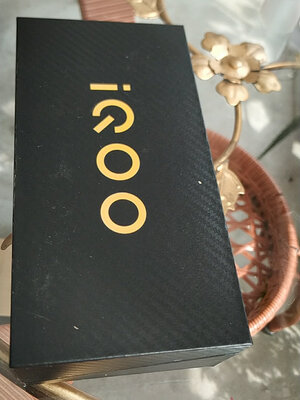 OPPO Reno5 Pro和iQOO U3哪个好什么区别？使用15天亲身感受报告！