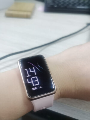 【用户爆料】HUAWEI WATCH FIT怎么样?买过后悔了是真的吗