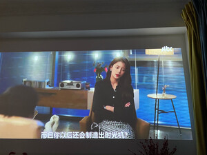 用了三个月吐槽极米NEW Z8X和大眼橙X10pro哪个好?用户反馈好不好