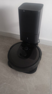 使用反馈iRobot Roomba961和iRobotRoomba i7哪个好？真实点评很差？