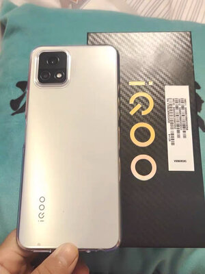比较OPPO Reno4 Pro和iQOO U3哪个好区别质量差不差呢？重要提醒