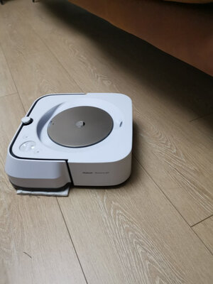iRobot Roomba961和iRobot M6哪个好？用户测评质量如何