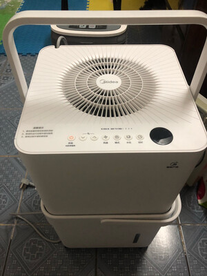 【口碑评测】美的除湿机怎么样？一个月使用彻底后悔吗