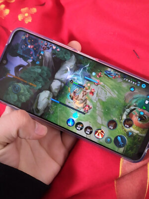 比较OPPO Reno4 Pro和iQOO U3哪个好区别质量差不差呢？重要提醒