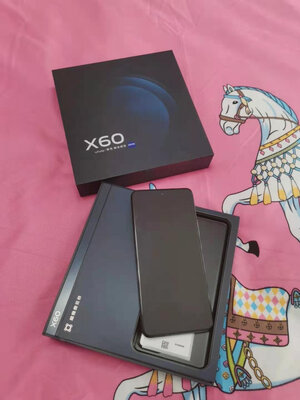 OPPO Reno5 Pro和vivo X60哪个好什么区别？确实值得吗？很好用吗？