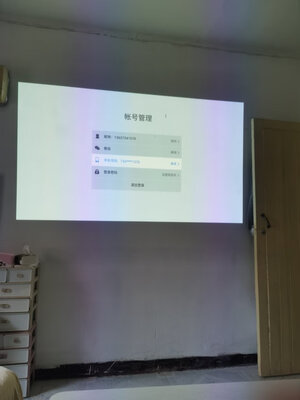 对比评测当贝 投影仪 D1和坚果J10哪个好，真相揭秘质量怎么样
