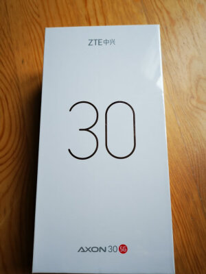 中兴axon30pro图片,中兴axon30pro 人气博主爆料中兴axon30和中兴axon30pro哪个好什么区别用户分析感受