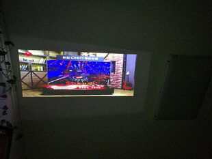 坚果(JmGO)绅视 J6 家用全高清 投影仪 投影机