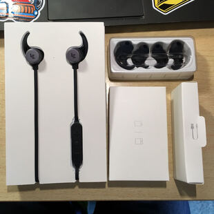 乐视(Le)防水运动蓝牙耳机 8小时续航、嘻哈电