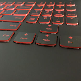 联想(Lenovo)拯救者R720 15.6英寸游戏笔记本