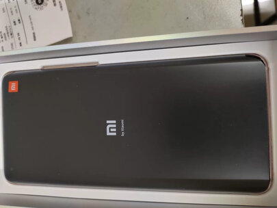 小米10至尊纪念版怎么样？配置质量到底差不差